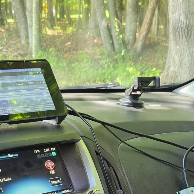 KeyMod is the keyboard and mouse for this mobile RF recon rig — no extra peripherals in the field.